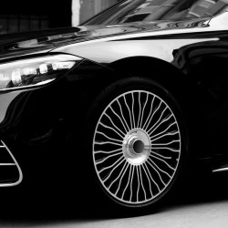 Upgrade your Mercedes-Benz to Maybach with Aluminum Forged Wheels | 17-21 Inch | Glossy Black